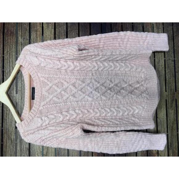 Banana Republic Sweaters - Banana Republic Pink Cable Knit Sweater Medium